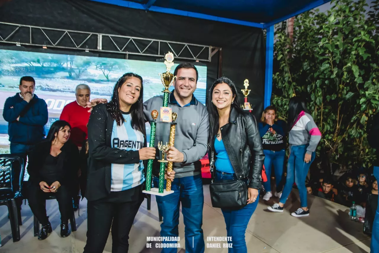 332357456_866023624487622_4228852885546308960_n