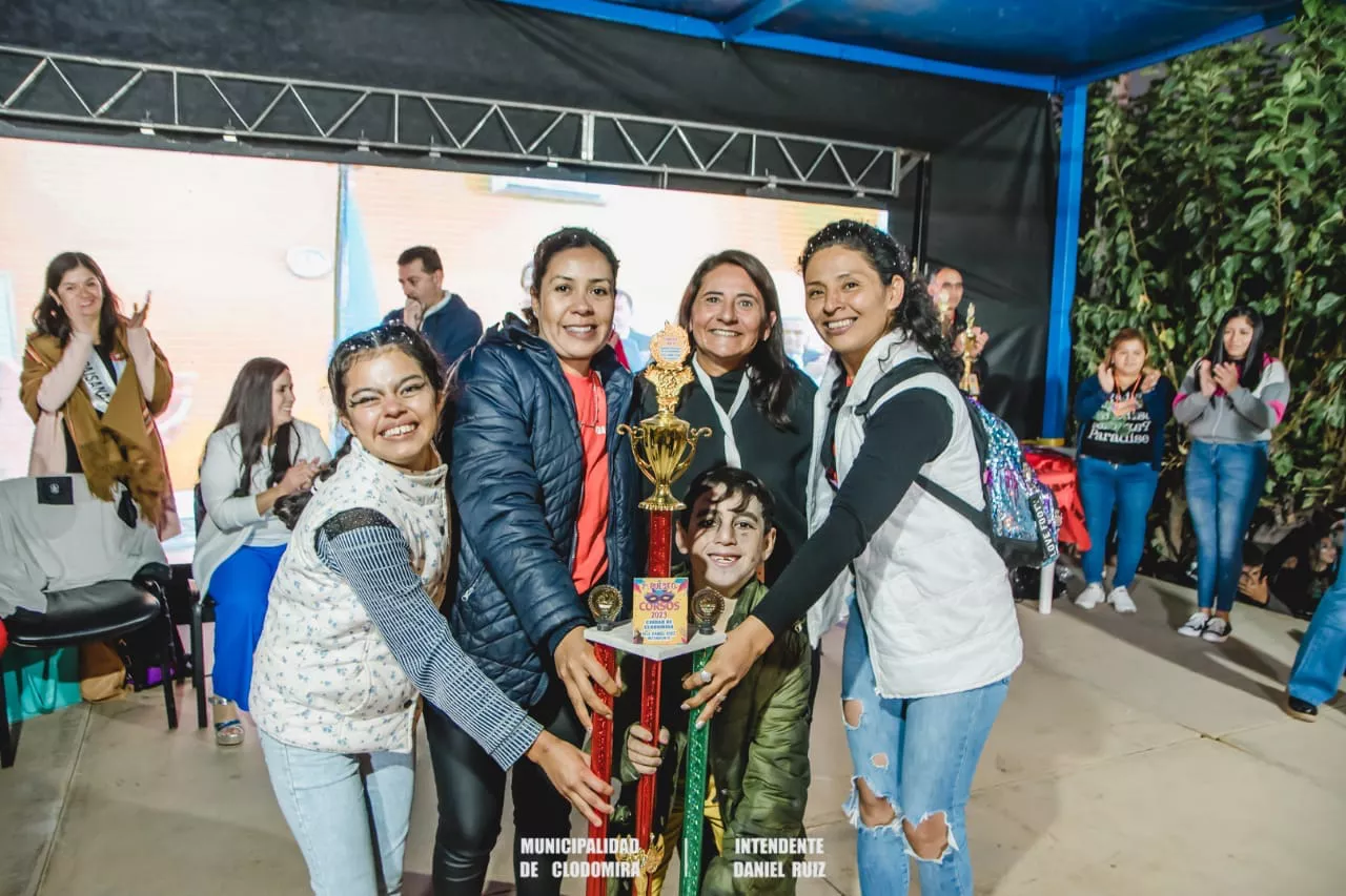 332146035_939157787260254_6937815035302962992_n