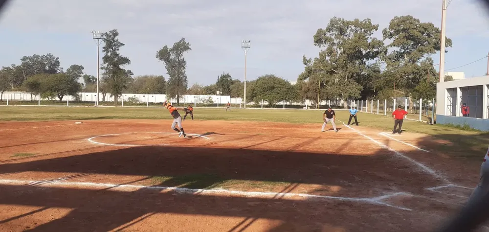 ff51c93a-9d1e-429e-8ca8-d5dd9f7c6b3a