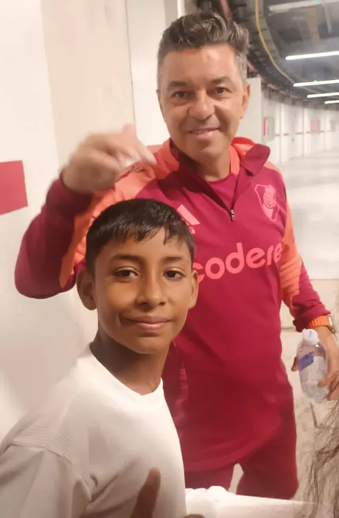 660769628_875078255589922_5038507897366410347_n