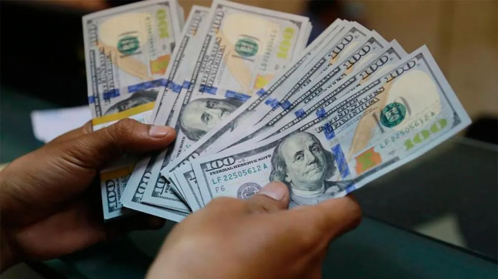 1010x567_dolar-blue-471792-130626