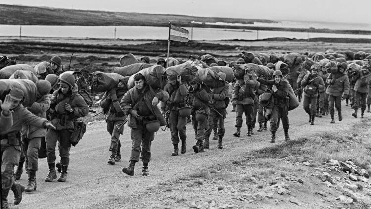 2d20965d-marcha-militar-malvinas-750x422