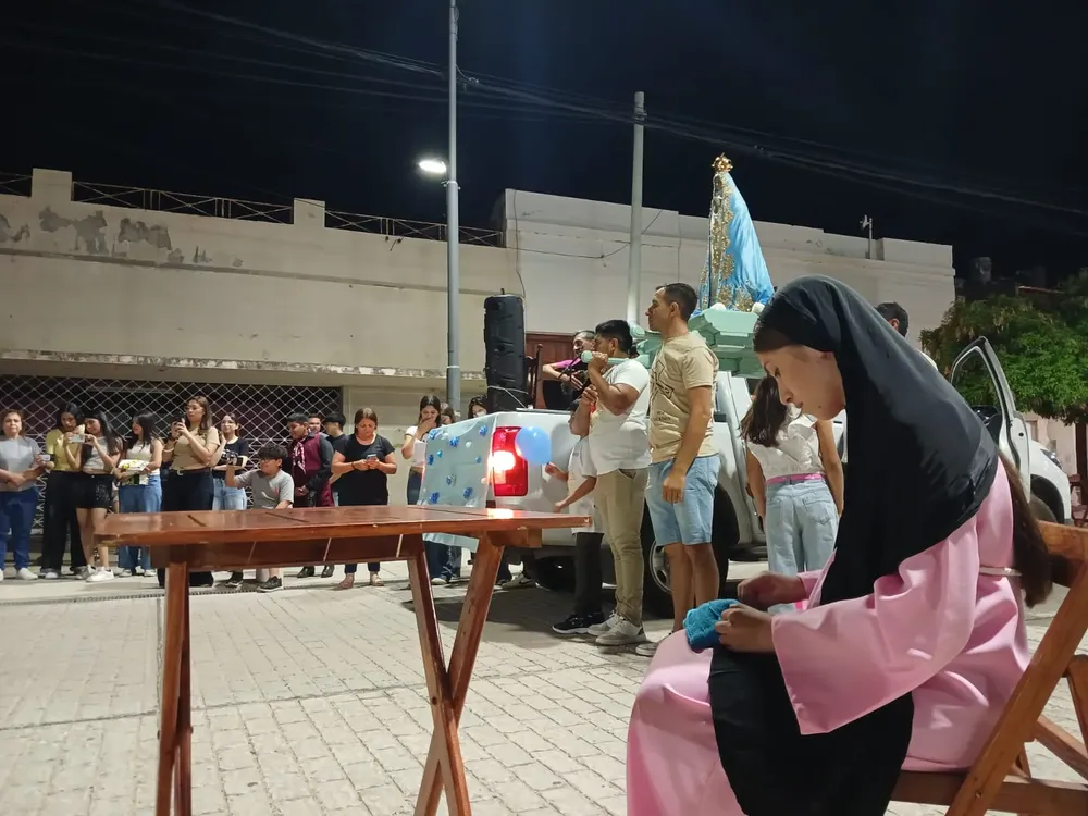 dae84180-0bfa-49d9-844c-58fa7746c8b3